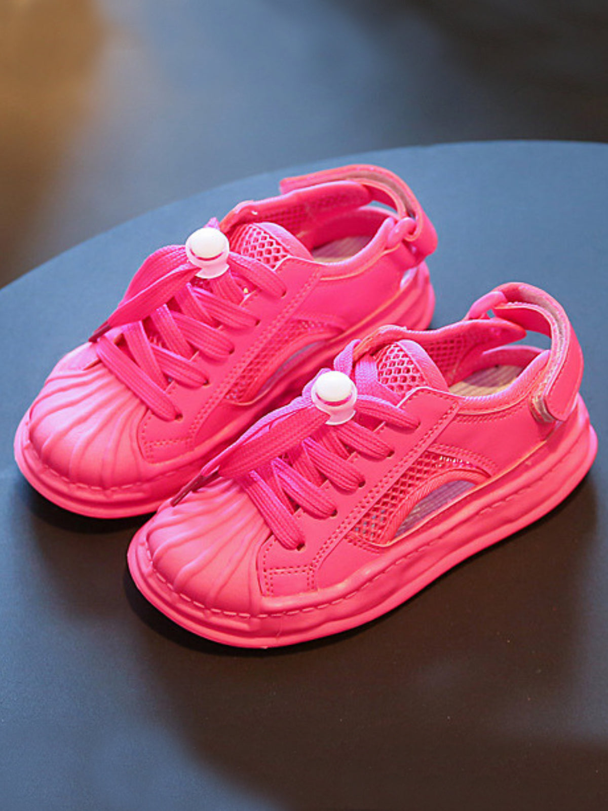Breeze Walk Mesh Sneakers