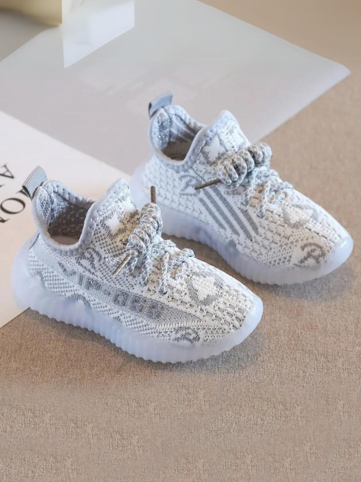 Girls Lightweight Knit Sneakers
