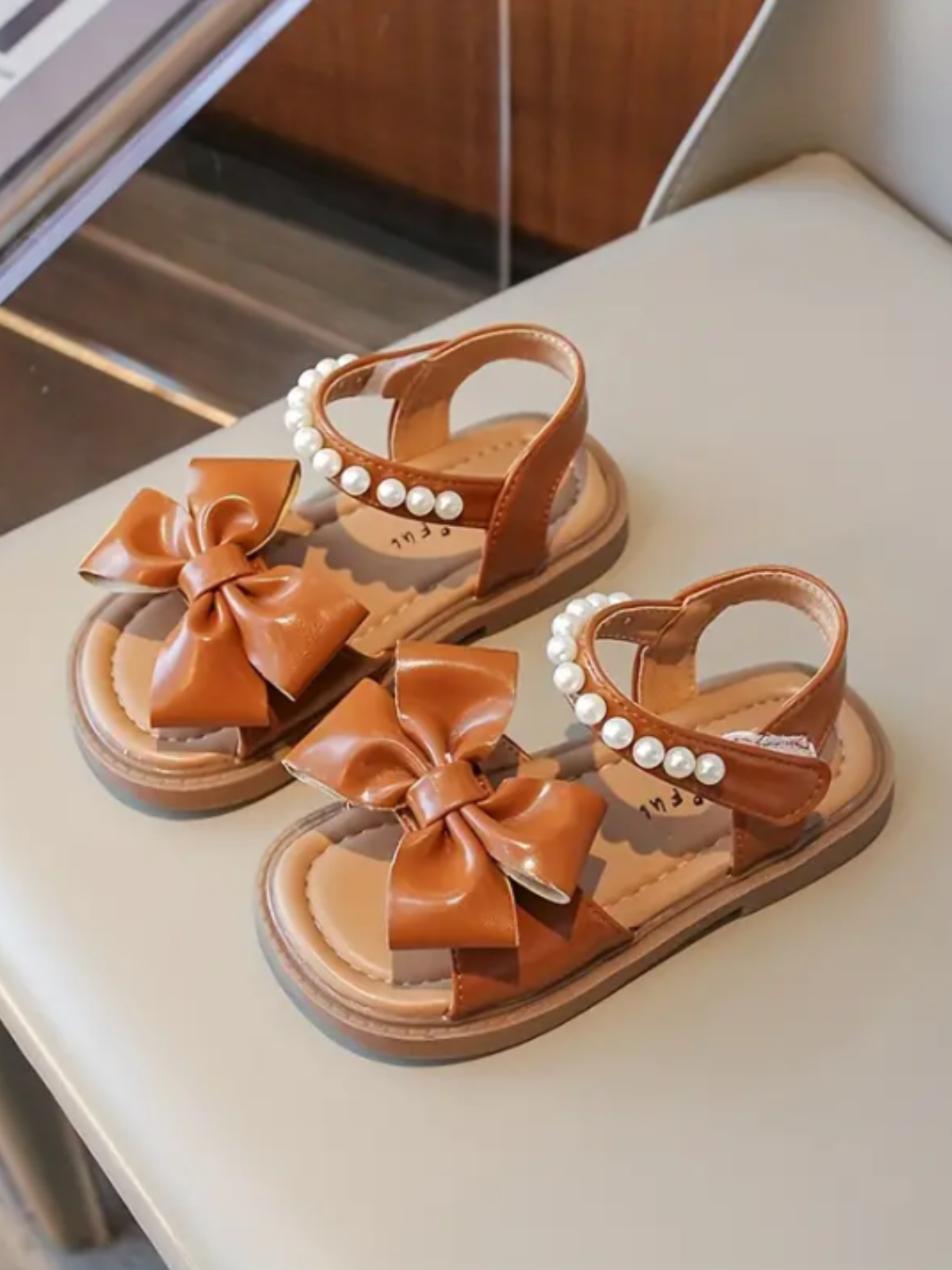 Miss Elegance Pearl Bow Sandals