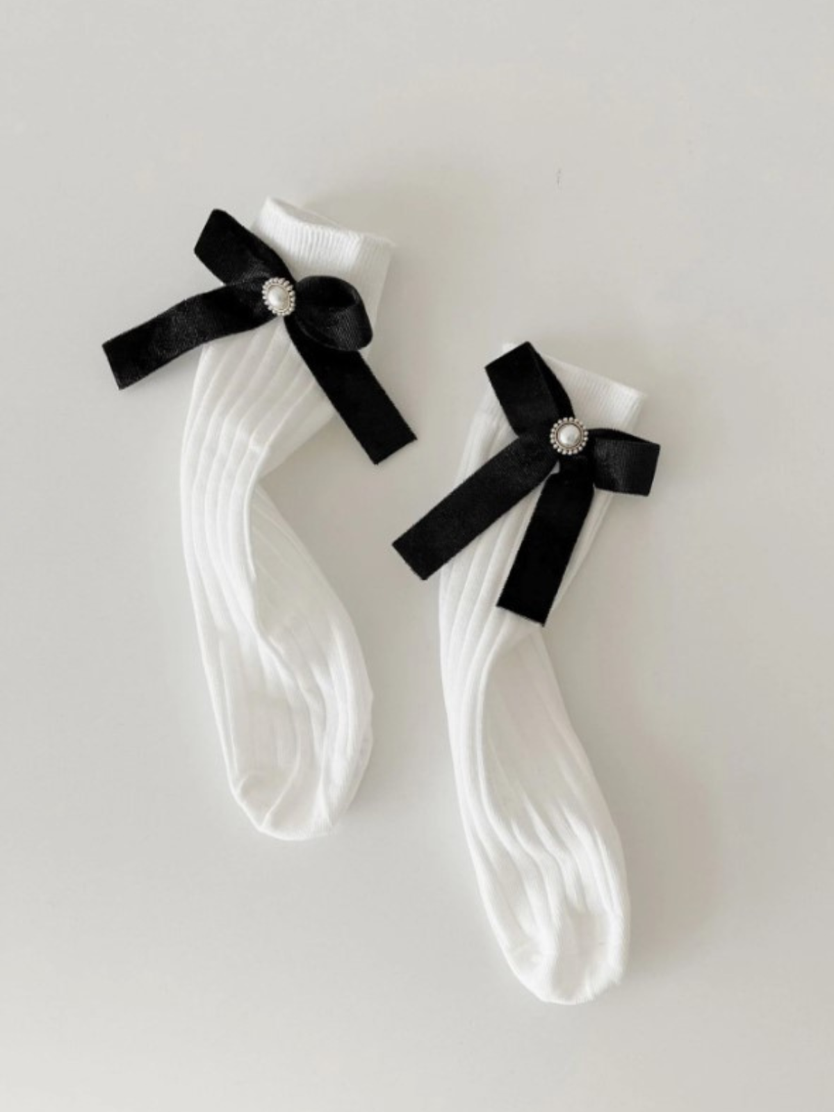 Classy Steps Pearl Bow Knee-High Socks
