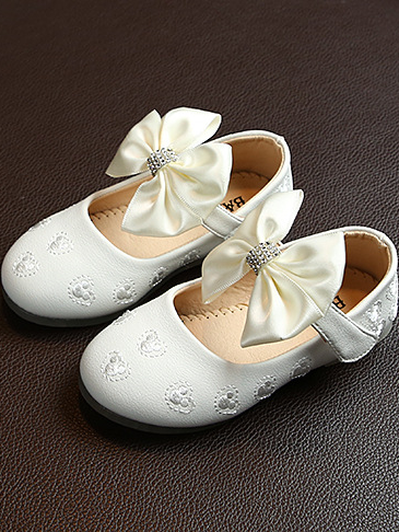 Girls A Touch of Magic Mouse Printed Bow Flats