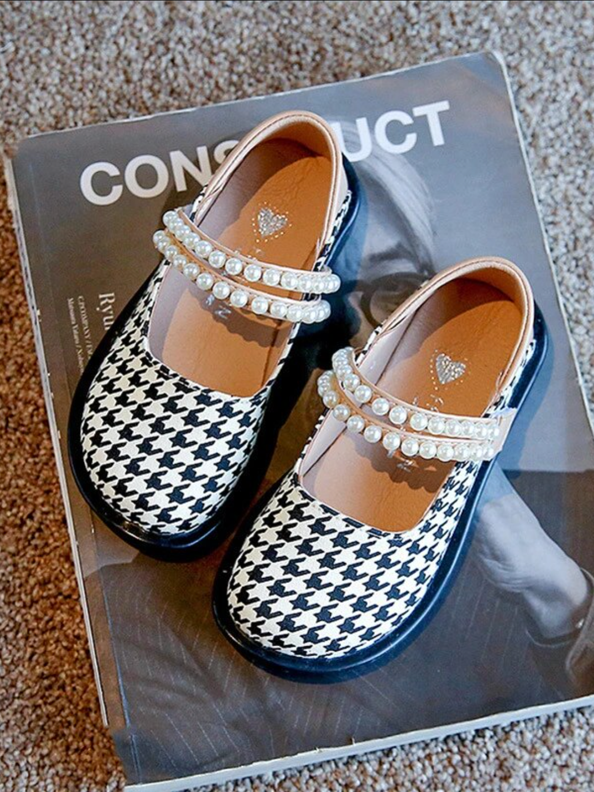 Houndstooth Pearl Flats