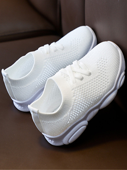 Girls Bear Bottom Antislip Casual Sneakers By Liv And Mia White
