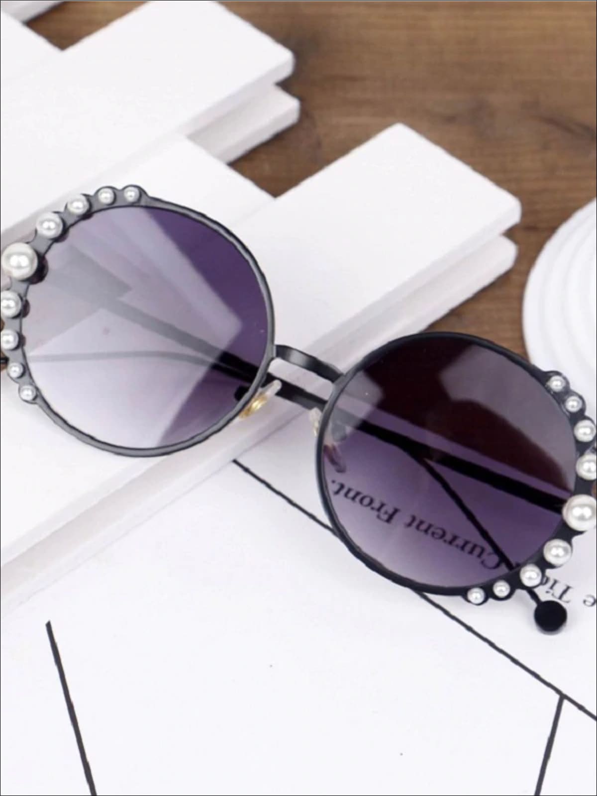 Best Kids Accessories | Girls Round Vintage Pearl Studded Sunglasses