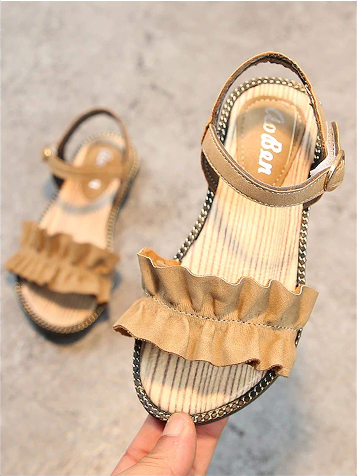 Girls Ruffled Applique Buckle Strap Spring Sandals - Brown / 1 - Girls Sandals